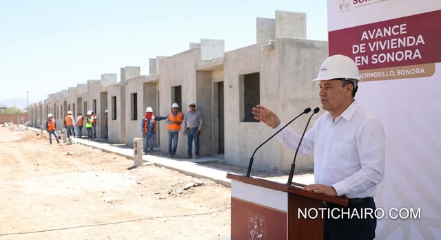 Alfonso Durazo presenta avance de edificación de viviendas en Sonora