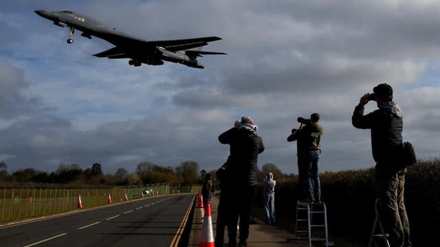 A un mes de guerra, ¿lanzará EE. UU. misiones terrestres en Irán?