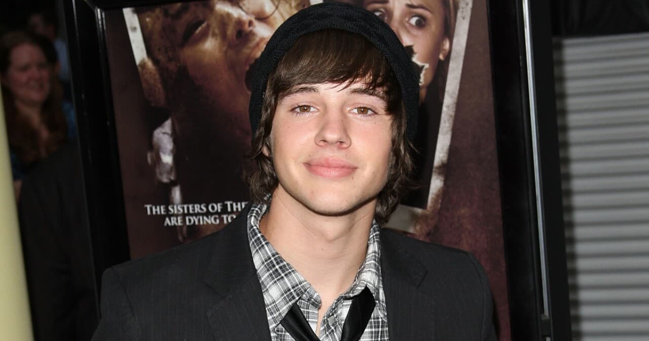 Actor de ‘High School Musical’ es arrestado por posesión de pornografía infantil... entre otros cargos