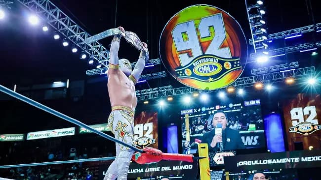 Acusan a Místico de mala actitud al convivir con fanáticos