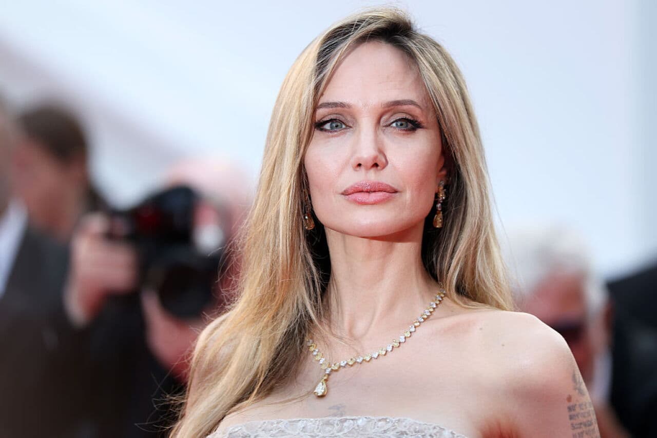 Adiós a Los Ángeles: Angelina Jolie vende la casa que compró tras divorciarse de Brad Pitt