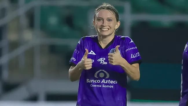 Aficionado hace pedido curioso a jugadora de la Liga MX Femenil
