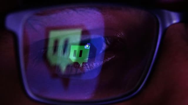 América Latina abre el debate sobre limitar el acceso de los menores a las redes sociales