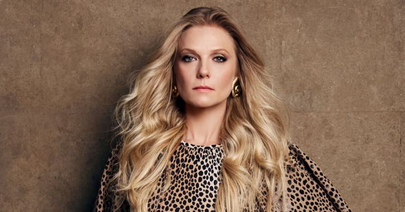 Ana Layevska destapa los secretos de ‘Santita’, la nueva serie de Netflix