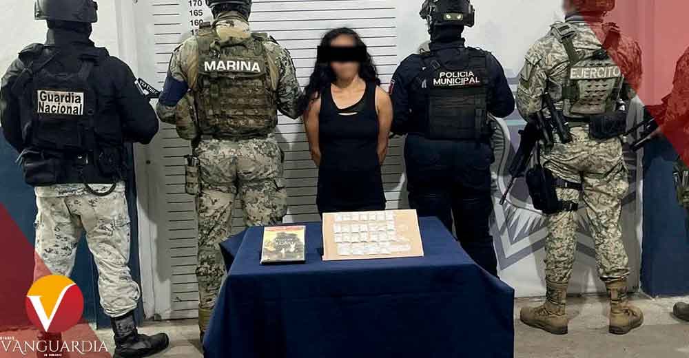 ¡Aprehenden a una mujer por presunta posesión de cristal, en Tuxpan!