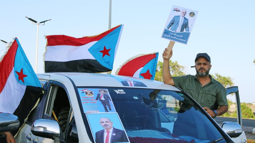 Arabia Saudita respalda al Gobierno de Yemen e insta a los separatistas a retirarse de las provincias ocupadas