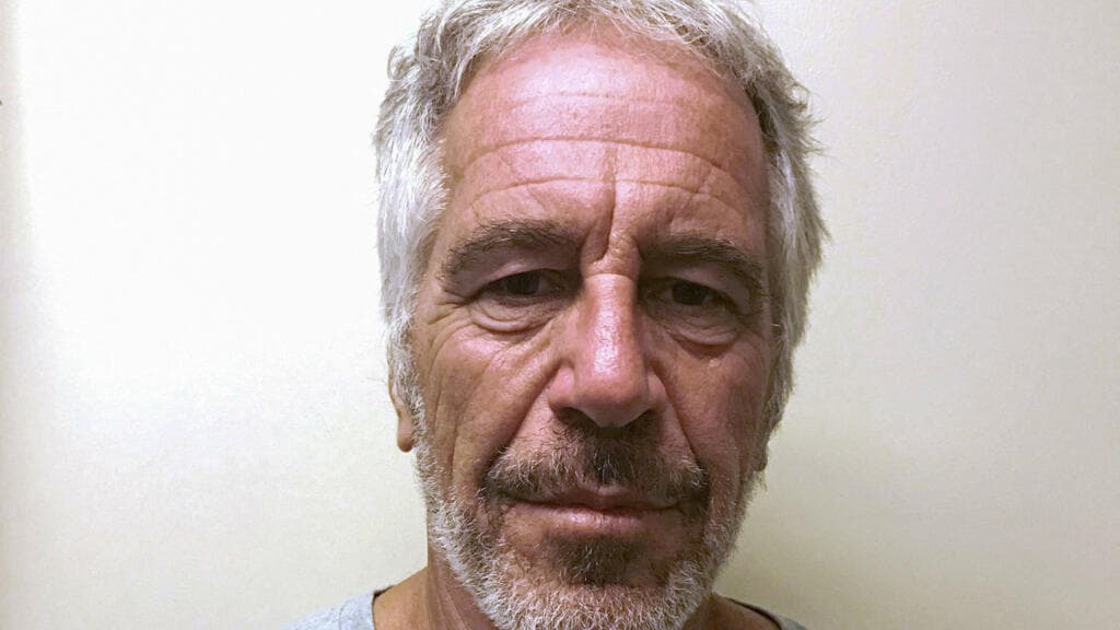 Archivos de Epstein evidencian poca vigilancia antes de su suicidio bajo custodia policial