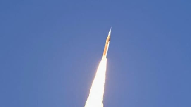 Artemis II permitirá ver una superficie inédita de la Luna