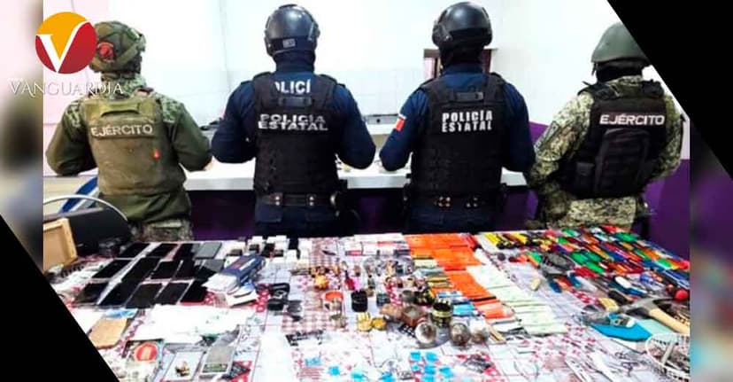 Aseguran drogas, celulares y objetos punzocortantes en penal de Pachuca