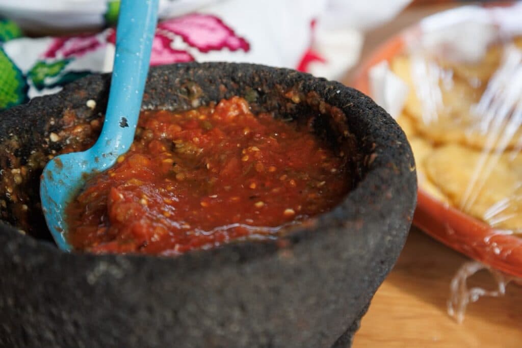 ¡Barbacoa, pancita, tlacoyos y salsas artesanales! Así será la Feria del Jitomate en CDMX