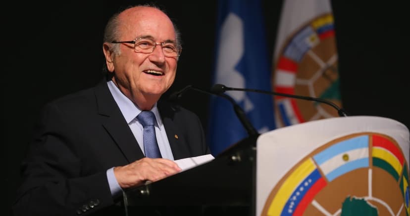 Blatter, expresidente de FIFA, pide boicot al Mundial; "¡manténganse alejados de EU!"