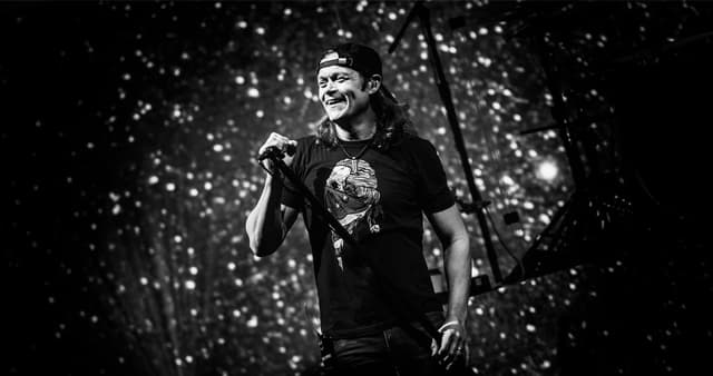 Brad Arnold, vocalista de 3 Doors Down, fallece a los 47 años a causa del cáncer