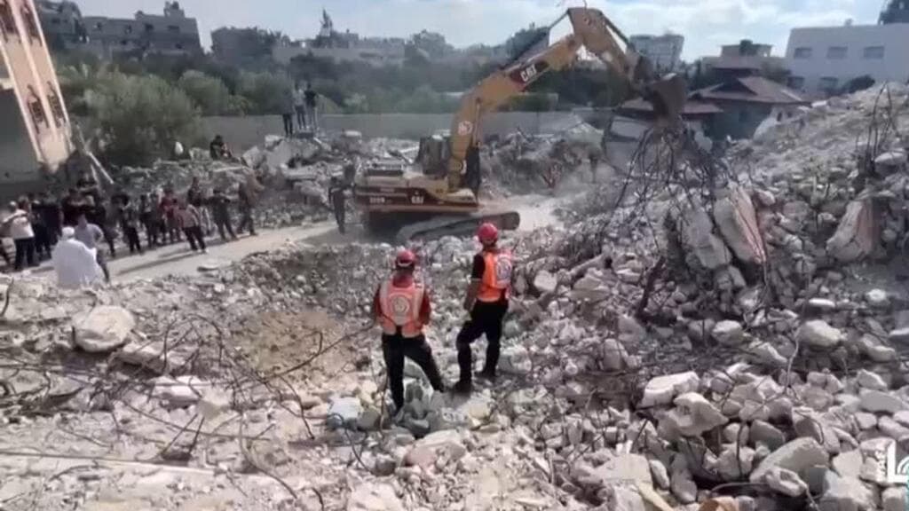 Búsqueda de palestinos desaparecidos en ataques israelíes es obstaculizada por escasez de recursos