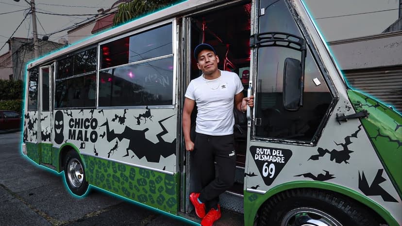 Cacharpos: la viva voz del «¡Súbale hay lugar!» en los microbuses