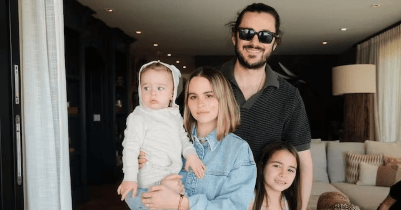 Camila West le da la bienvenida a su hija Lúa y comparte sus primeras fotos