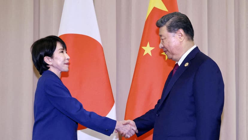 China advierte a Japón sobre una posible remilitarización