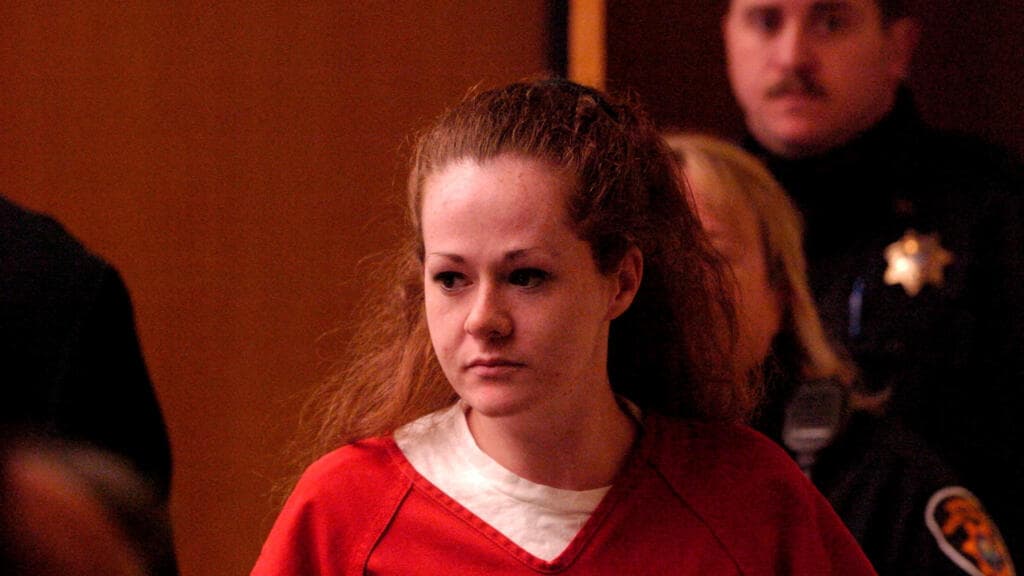 Christa Pike, condenada por asesinato, sale del hospital y regresa a prisión tras una ejecución fallida