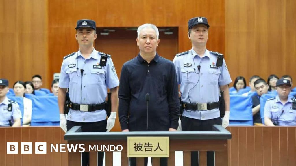 Condenan a cadena perpetua a Hui Ka Yan, fundador del gigante inmobiliario chino Evergrande