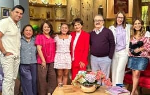 Conductora de Ventaneando presenta fuerte problema de salud EN VIVO, tuvo que ser auxiliada | VIDEO
