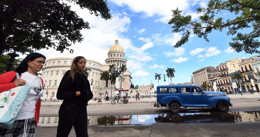 Cuba está sin oxígeno. La ONU exige fin del embargo, pero la diáspora cubana aprieta
