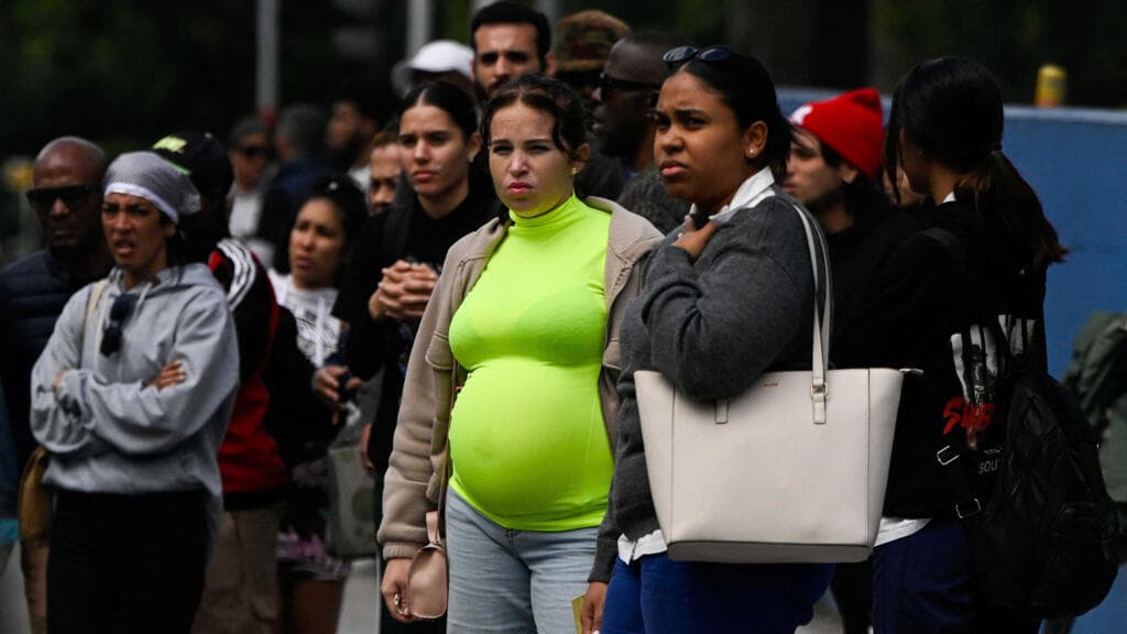 #CubaHoy: el Gobierno denuncia que más de 32.000 embarazadas están en riesgo por bloqueo petrolero de EE. UU.