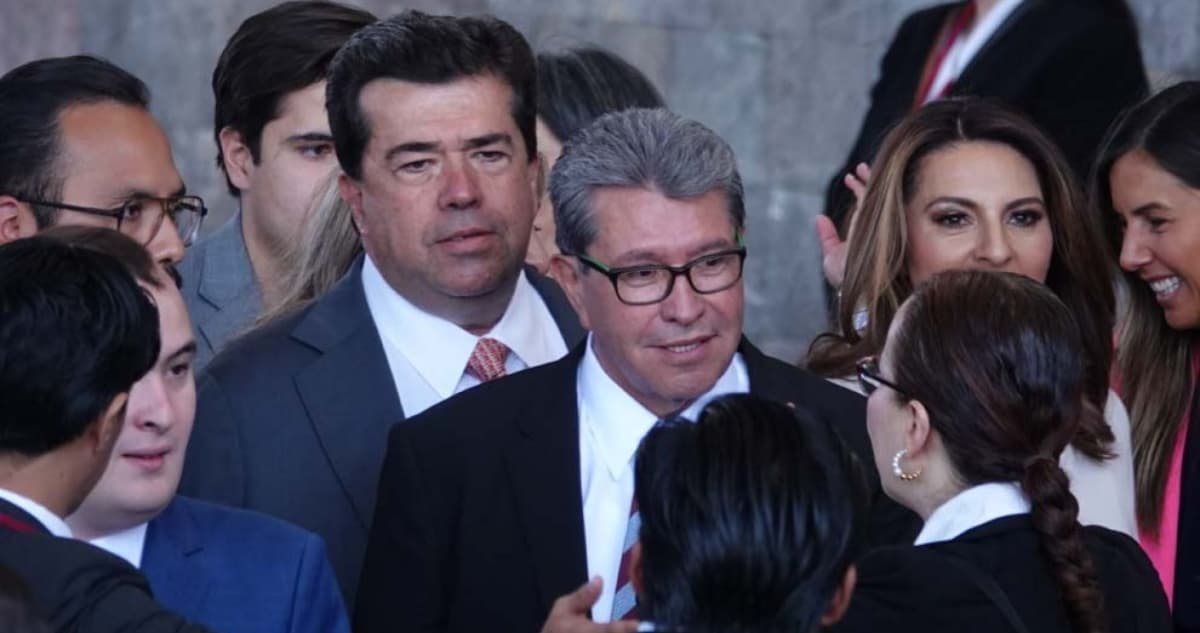 DATOS ¬ 116 funcionarios en Diputados (muchos de Monreal) ganan más de 100 mil al mes