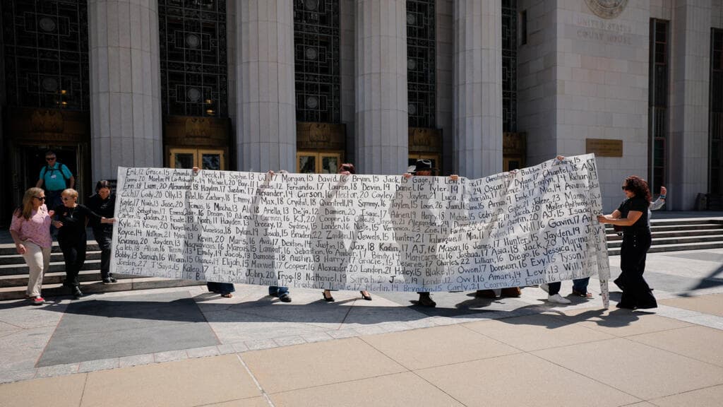 Declaran culpables a YouTube y Meta en juicio en EE. UU. por adicción a las redes sociales