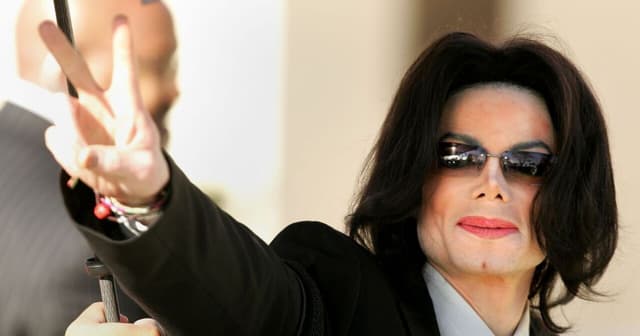 Demandan al patrimonio de Michael Jackson por presunto abuso sexual infantil