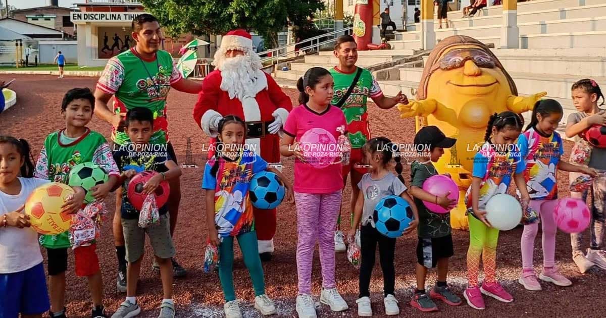 Deporte y solidaridad con Carrera Atlética Navideña
