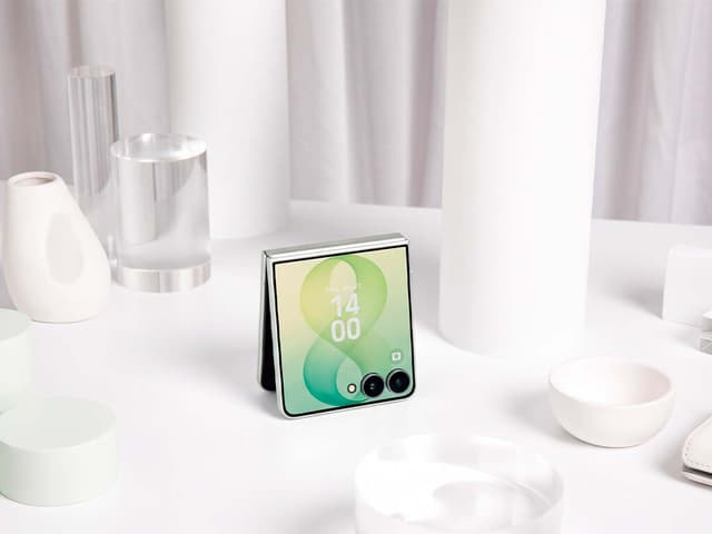El celular plegable más barato de Samsung con pantalla renovada y ultra resistente. Tiene un preciazo