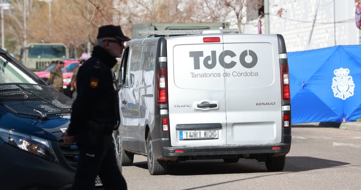 El descarrilamiento de trenes ya deja 40 muertos en España; decretan 3 días de luto