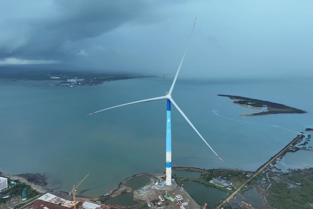 El día que China encendió la turbina eólica marína más grande del mundo. Hasta influyó en el clima