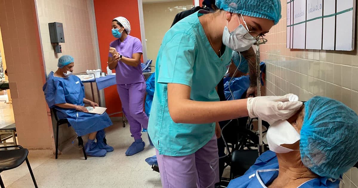 El ISSSTE beneficia a 226 personas en jornada de cirugías oftalmológicas en Michoacán