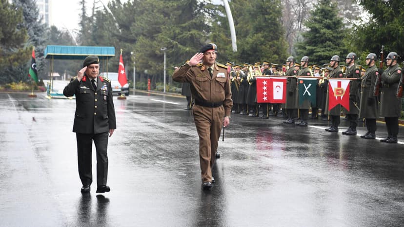 El jefe militar de Libia muere en un accidente aéreo tras despegar de Turquía