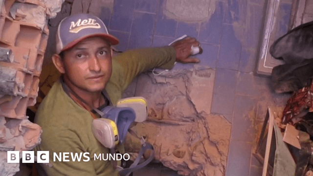 El padre que encontró el cuerpo de su hija entre los escombros 20 días después de los terremotos en Venezuela