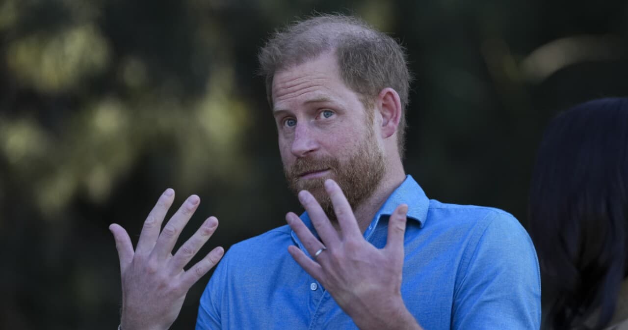 El príncipe Harry habla sobre la "desconexión" que sintió en sus primeros días como papá