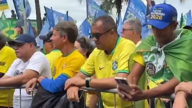Elecciones Brasil 2026: habitantes de las favelas cambian su intención de voto de Lula a Bolsonaro