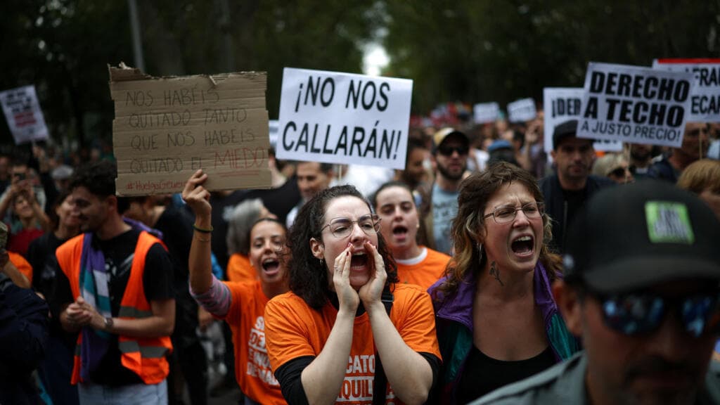 España vuelve a las calles por la vivienda con llamados a una huelga general