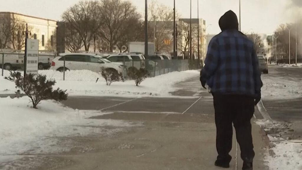 Estados Unidos y Canadá se preparan para una ola invernal histórica