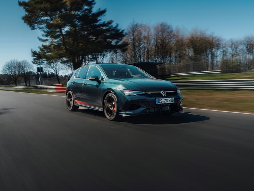 Este Volkswagen le quitó a Honda algo muy valioso: el título del auto de producción con tracción delantera más rápido sobre Nürburgring