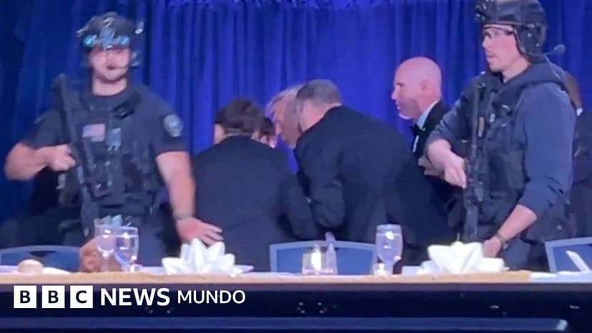 Evacuan a Trump de un evento con medios tras aparentes disparos