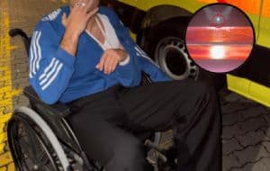 Famoso rapero sufre peligrosa caída de 20 metros de altura durante su concierto: VIDEO