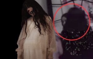 Fantasma es captado en cámara mientras jugaba una niña y luego desaparece | VIDEO