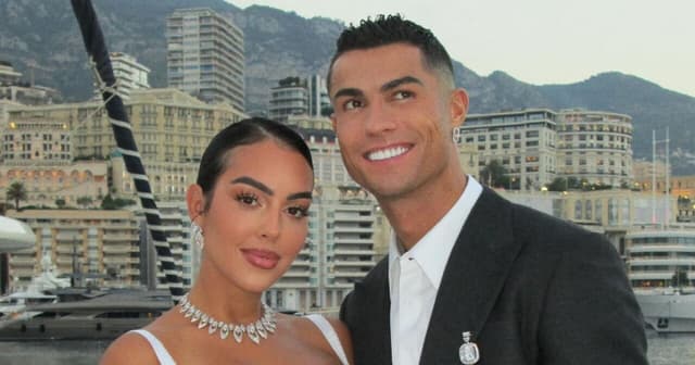 Georgina Rodríguez adopta a los tres hijos mayores de Cristiano Ronaldo y se convierte legalmente en su mamá