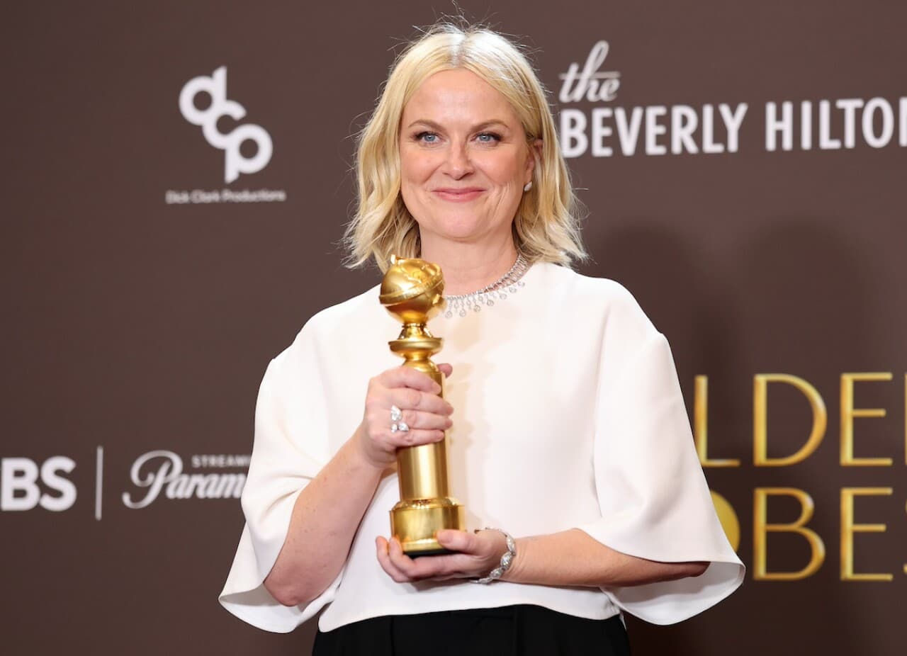 Golden Globes 2026: 'Good Hang with Amy Poehler', el primer podcast en la historia en ganar un premio