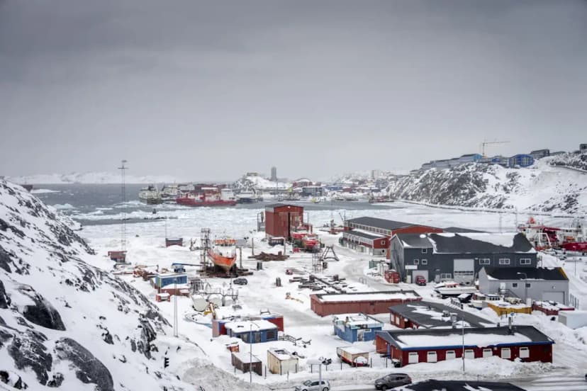 Groenlandia no cree en invasión militar de EU pero no excluye ningún escenario