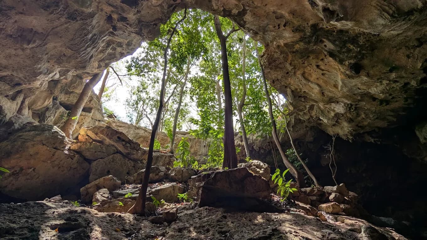 Grutas de Calcehtok, aventura subterránea en Yucatán