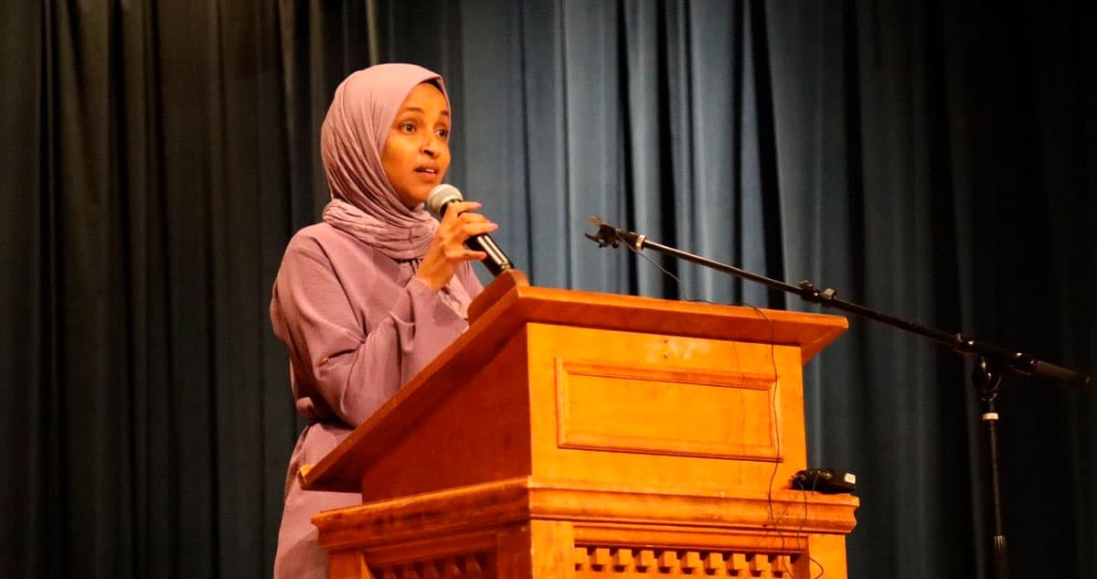 Ilhan Omar, mujer africana-musulmana, es otro símbolo de la resistencia contra Trump