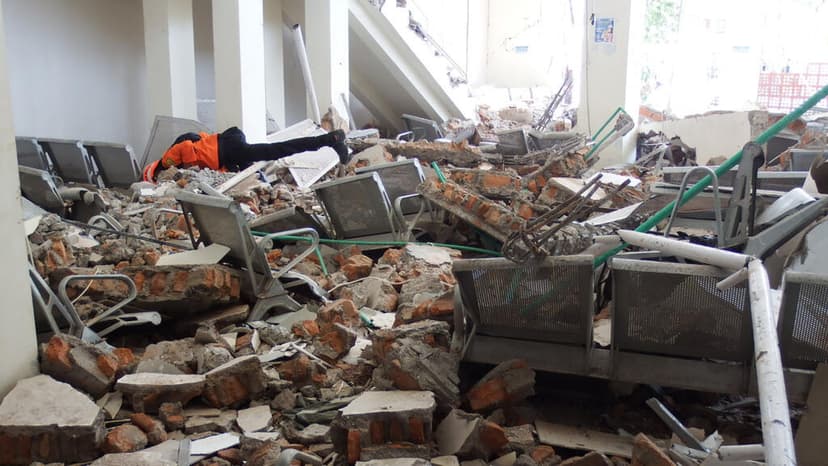 Indonesia, sacudida por dos potentes terremotos que dejan al menos 38 muertos