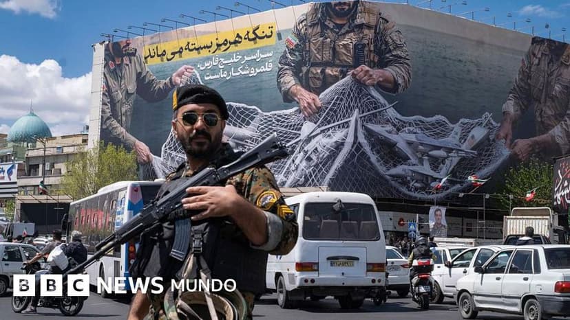 Irán vuelve a cerrar el estrecho de Ormuz tras acusar a EE.UU. de cometer actos de "piratería" con su bloqueo naval